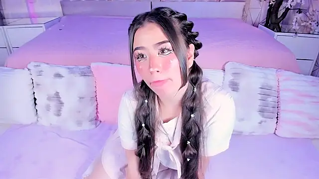 Naomistart online show from 05.06.26