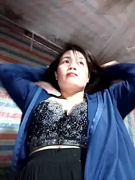 Snapshot of nezo-7 chatting on 11.29.25 nezo-7 online show from 11.29.25