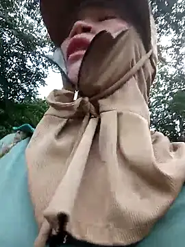 Snapshot of nangmo chatting on 12.02.25 nangmo online show from 12.02.25