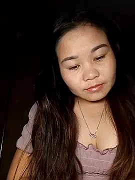 Snapshot of One-two22 chatting on 11.30.25 One-two22 online show from 11.30.25