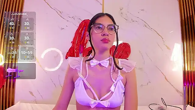 Snapshot of VanessaBoch chatting on 02.16.26 VanessaBoch online show from 02.16.26