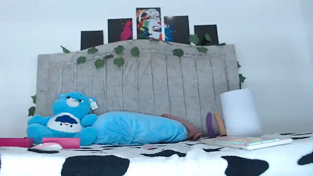 Tinyy Star online show from 03.24.26