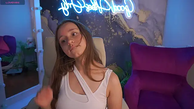TinyNatalie online show from 07.07.26