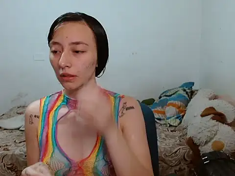 Snapshot of candystream chatting on 12.05.25 candystream online show from 12.05.25