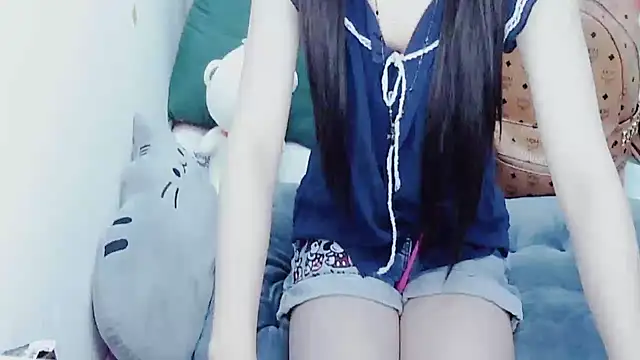 Snapshot of Alice-Hot88 chatting on 11.28.25 Alice-Hot88 online show from 11.28.25