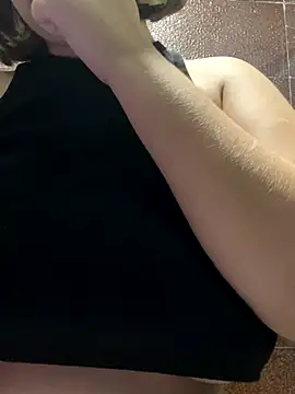 Snapshot of KateBurlesk chatting on 11.29.25 KateBurlesk online show from 11.29.25