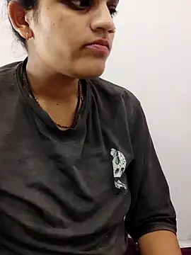 Snapshot of Hot_hania chatting on 12.14.25 Hot hania online show from 12.14.25