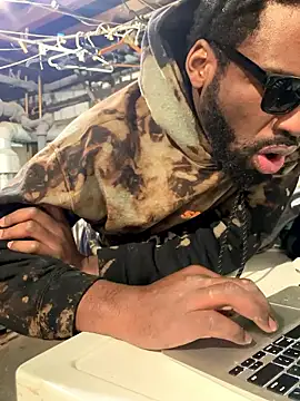 BlackWood777777 online show from 01.18.26