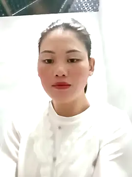 lynae-0 online show from 12.04.25