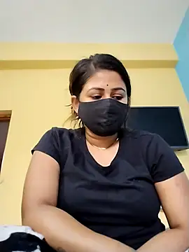 Snapshot of mithilasaha2222 chatting on 12.17.25 mithilasaha2222 online show from 12.17.25