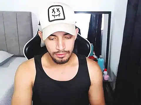 Snapshot of miller_cuper chatting on 12.14.25 miller cuper online show from 12.14.25