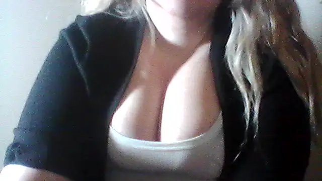 BelladonnaSkye online show from 12.02.25