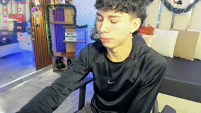 kaelwolf tay online show from 12.18.25