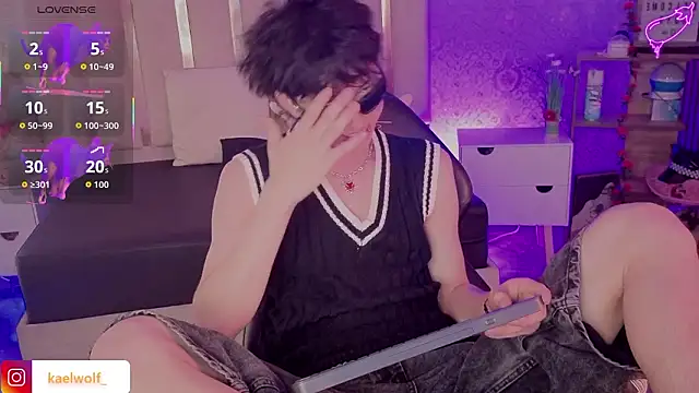 kaelwolf tay online show from 03.06.26