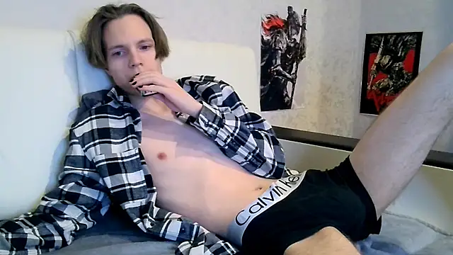 Snapshot of xWannalove chatting on 11.29.25 xWannalove online show from 11.29.25