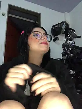 Miharu  online show from 12.04.25