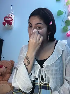 Miharu  online show from 12.13.25