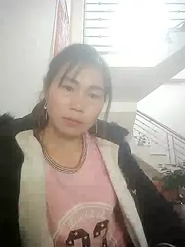 Snapshot of meganmeo chatting on 11.23.25 meganmeo online show from 11.23.25