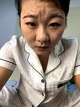 Snapshot of firemm-h chatting on 12.02.25 firemm-h online show from 12.02.25