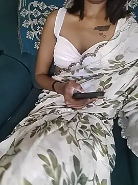 Snapshot of Ammu_Kutty143 chatting on 06.08.26 Ammu Kutty143 online show from 06.08.26