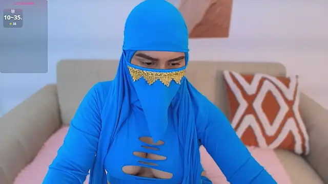 Snapshot of Mayraa_arabelle chatting on 12.16.25 Mayraa arabelle online show from 12.16.25