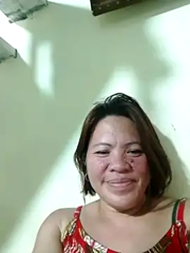 Snapshot of Smilinglovely chatting on 07.29.26 Smilinglovely online show from 07.29.26