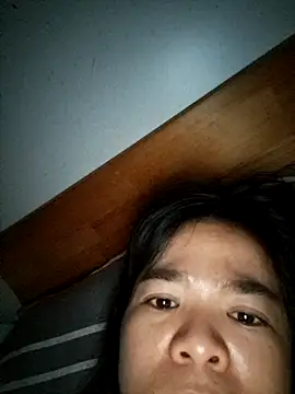 Snapshot of Bea_219 chatting on 11.25.25 Bea 219 online show from 11.25.25