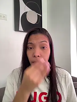 Snapshot of KarolRojas_22 chatting on 06.11.26 KarolRojas 22 online show from 06.11.26