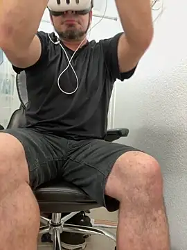 2addictivelyhorny online show from 05.08.26