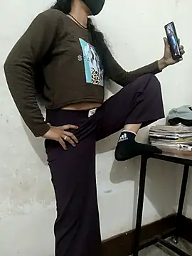 Snapshot of Siya499 chatting on 11.24.25 Siya499 online show from 11.24.25