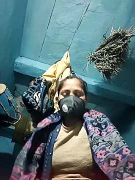 Snapshot of Punam_panjabi chatting on 12.13.25 Punam panjabi online show from 12.13.25