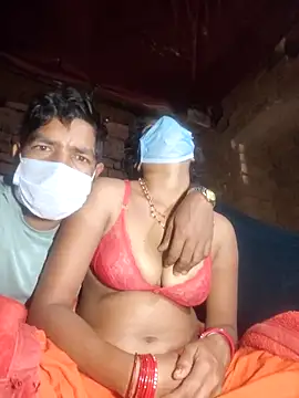 Snapshot of Curvy_Vamikaa chatting on 12.04.25 Curvy Vamikaa online show from 12.04.25