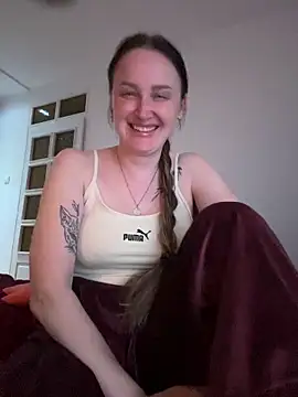 TomilaSi online show from 04.10.26