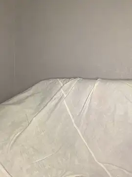 Snapshot of Tomiris87 chatting on 12.03.25 Tomiris87 online show from 12.03.25