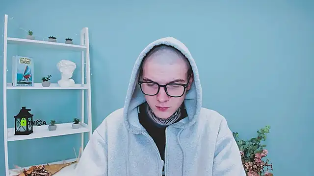 Snapshot of drew_soft_ chatting on 11.24.25 drew soft online show from 11.24.25