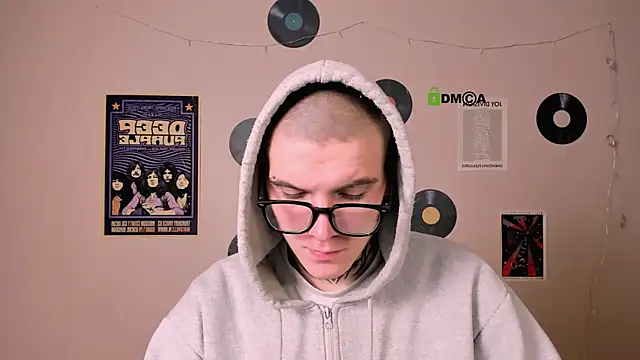 Snapshot of drew_soft_ chatting on 12.02.25 drew soft online show from 12.02.25