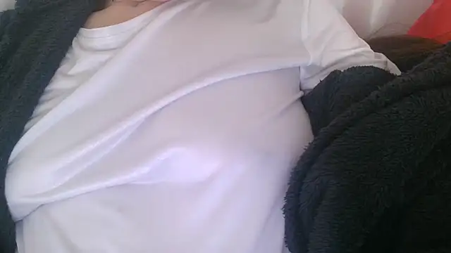 Snapshot of mery_lou2025 chatting on 12.05.25 mery lou2025 online show from 12.05.25