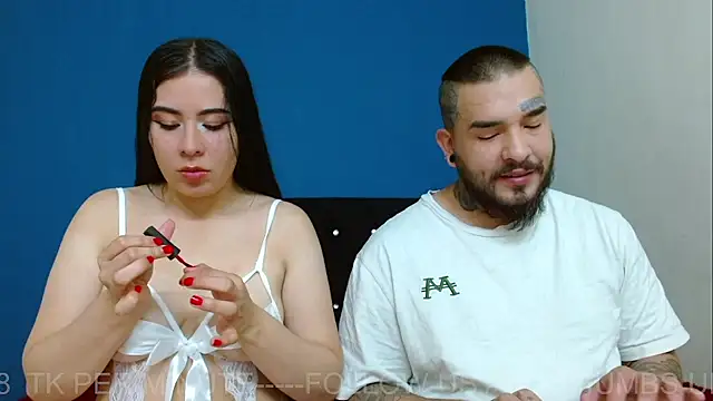 Snapshot of ARIA_AND_NICK chatting on 06.02.26 ARIA AND NICK online show from 06.02.26