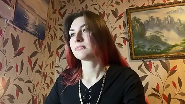 Snapshot of MangledShale chatting on 12.02.25 MangledShale online show from 12.02.25