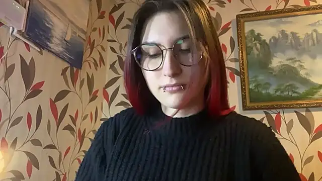 Snapshot of MangledShale chatting on 12.15.25 MangledShale online show from 12.15.25