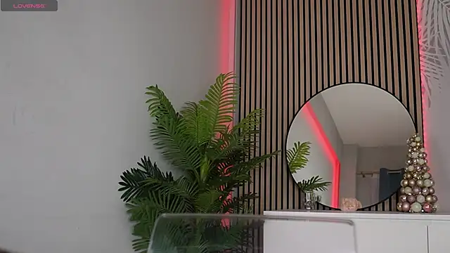 Snapshot of Jessy_Cruz_ chatting on 12.16.25 Jessy Cruz online show from 12.16.25