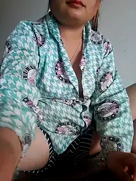 mai-mai-97 online show from 04.19.26