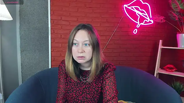 Snapshot of Brooke_lover chatting on 11.28.25 Brooke lover online show from 11.28.25