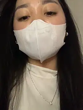 Snapshot of lana-kan chatting on 02.14.26 lana-kan online show from 02.14.26