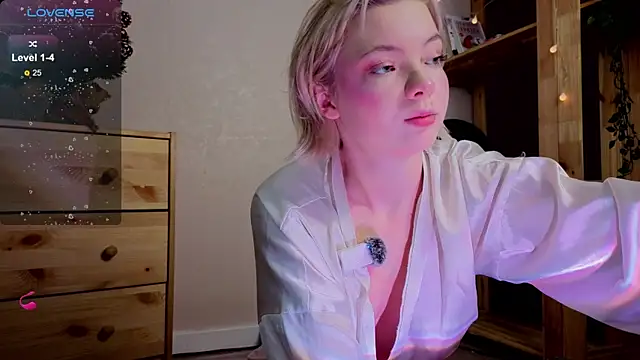 Me1inMonro online show from 12.19.25