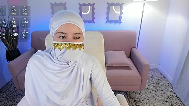 Snapshot of Mariam_malikk chatting on 11.28.25 Mariam malikk online show from 11.28.25