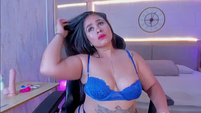 Snapshot of Julietaa_1 chatting on 12.03.25 Julietaa 1 online show from 12.03.25