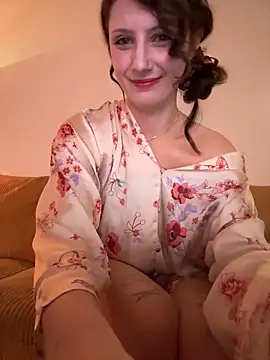 lilliabloom online show from 02.11.26