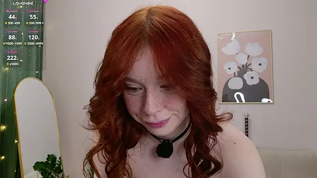 Snapshot of eva_aria chatting on 12.13.25 eva aria online show from 12.13.25