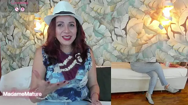 Snapshot of Madame_Angelic_1 chatting on 12.03.25 Madame Angelic 1 online show from 12.03.25